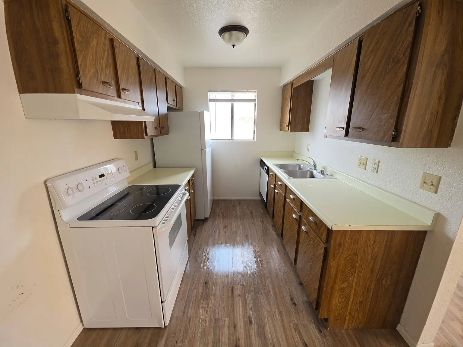 1 bed, 789 sqft, $995 — Photo 4