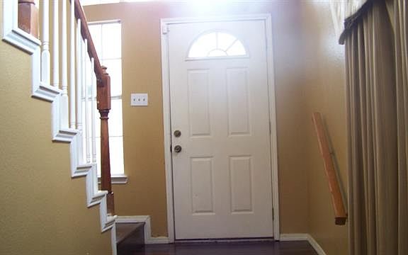2nd image of 1002 Gaynor Ave