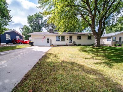 605 5th Ave NE, Stewartville, MN, 55976