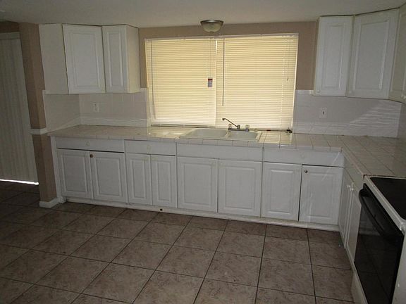 4th image of 3904 Edgewood Ave