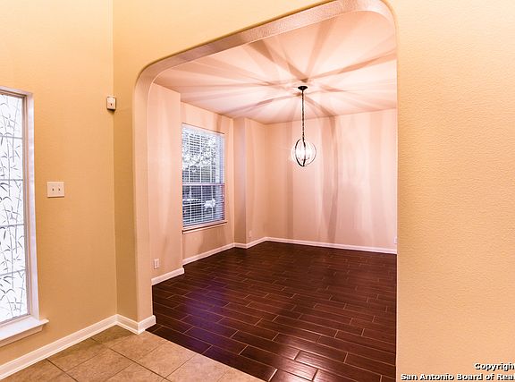 4th image of 511 Benedict Ct