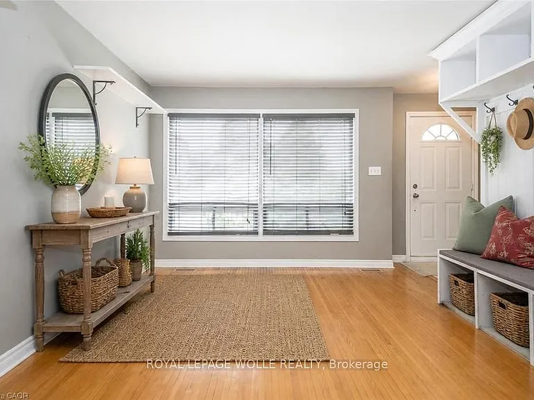 1027 Bernhardt St — Photo 6