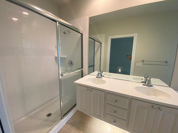 3rd image of 11929 Nautica Dr