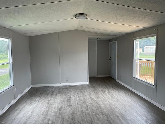 2nd image of 121 Alex Dr