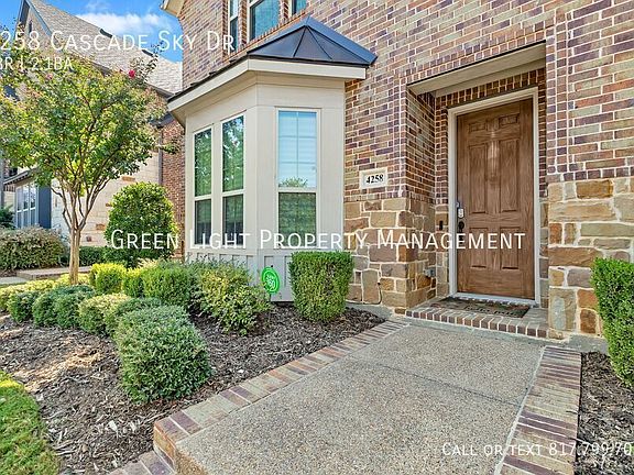 3rd image of 4258 Cascade Sky Dr