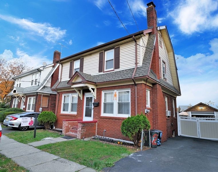 1st image of 132 Mount Prospect Ave