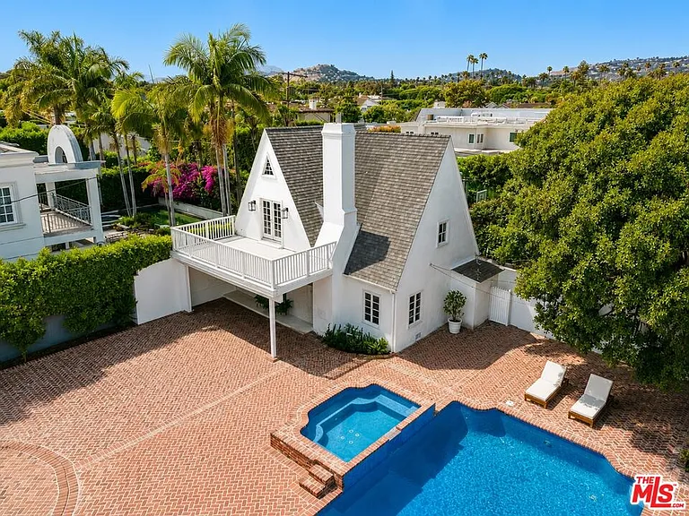 612 N Bedford Dr — Photo 30