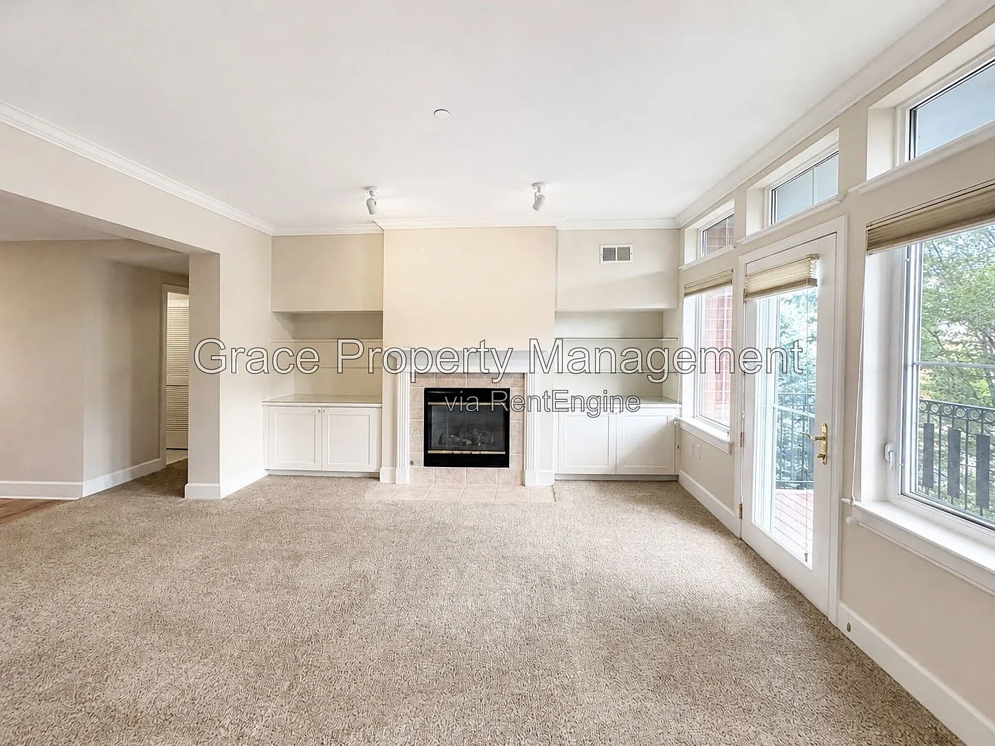 2 bed, 2.0 bath, 1429 sqft, $2,425 — Photo 4