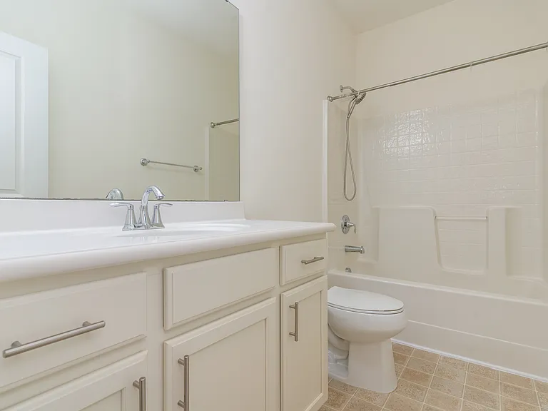 1004 Historic Cir — Photo 16