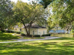 866 Wren Rd, Jacksonville, FL 32216