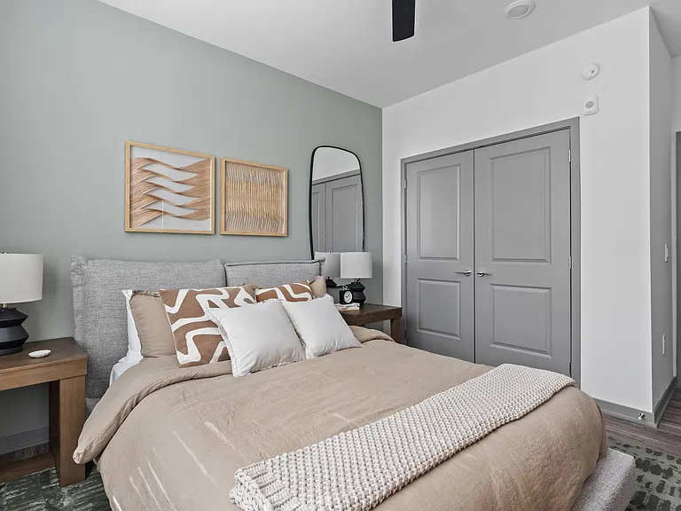 The Maddox Luxury Apartments — Photo 101