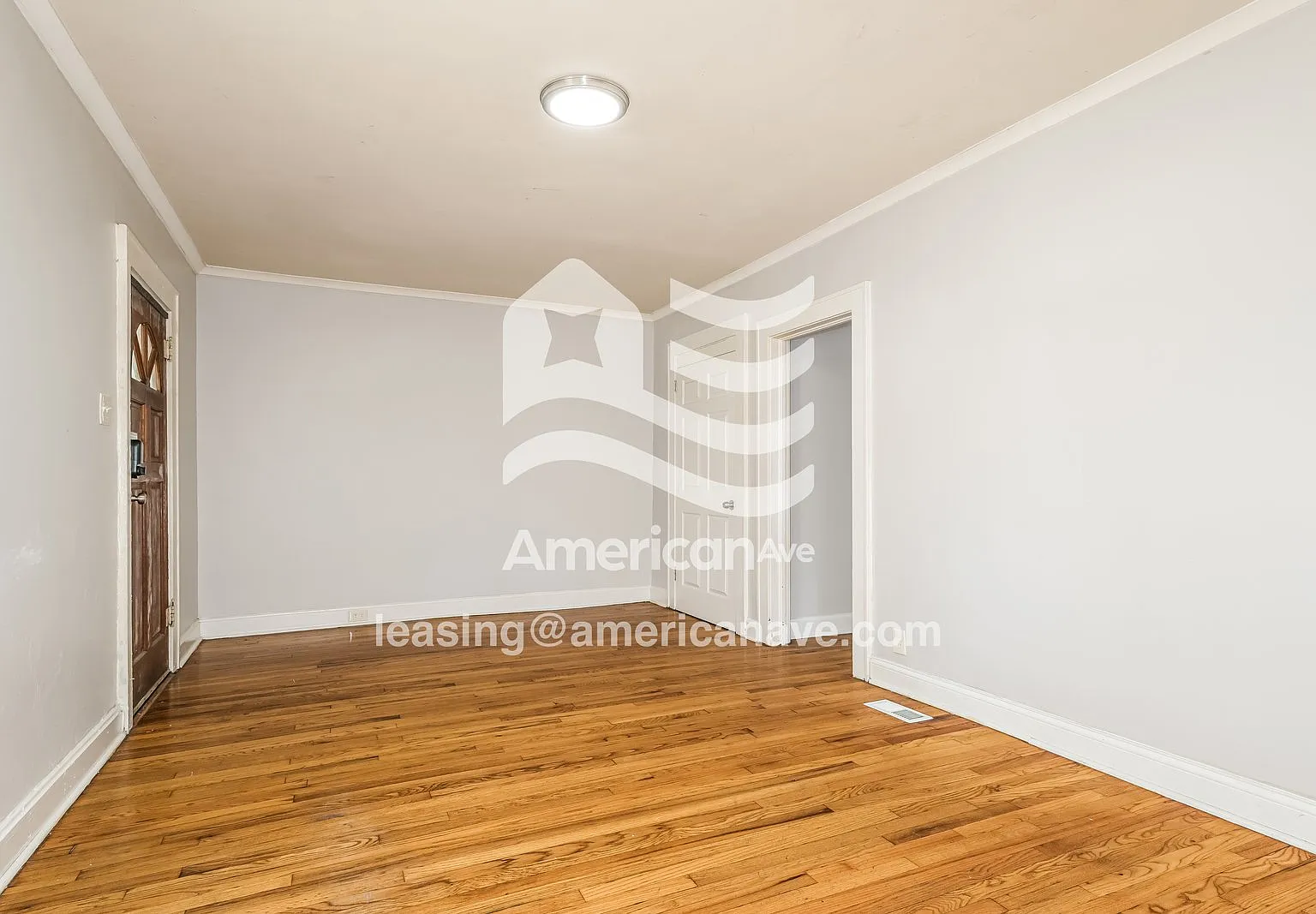2 bed, 1.0 bath, 920 sqft, $1,097 — Photo 4
