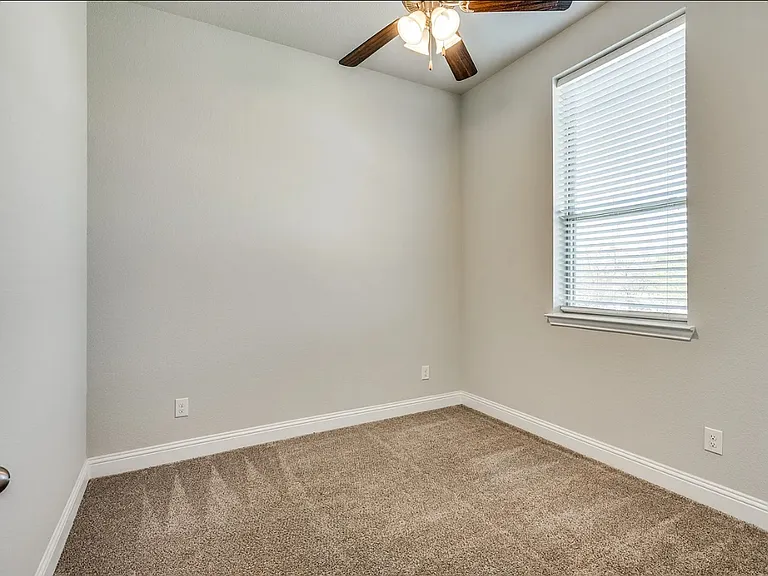 1912 Bel Air Dr — Photo 16