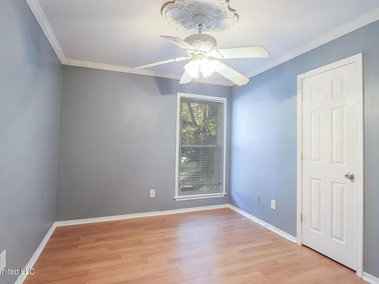 6941 Red Bud Ln — Photo 6
