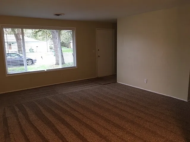 13400 Sw Berthold Street ~ Coming Soon! Easy Ranch-Style Living — Photo 3
