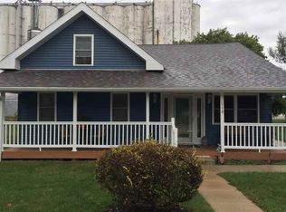 218 W South St, Remington, IN
