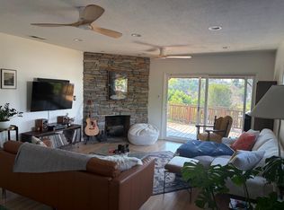 2760 Lompoc St, Los Angeles, CA 90065