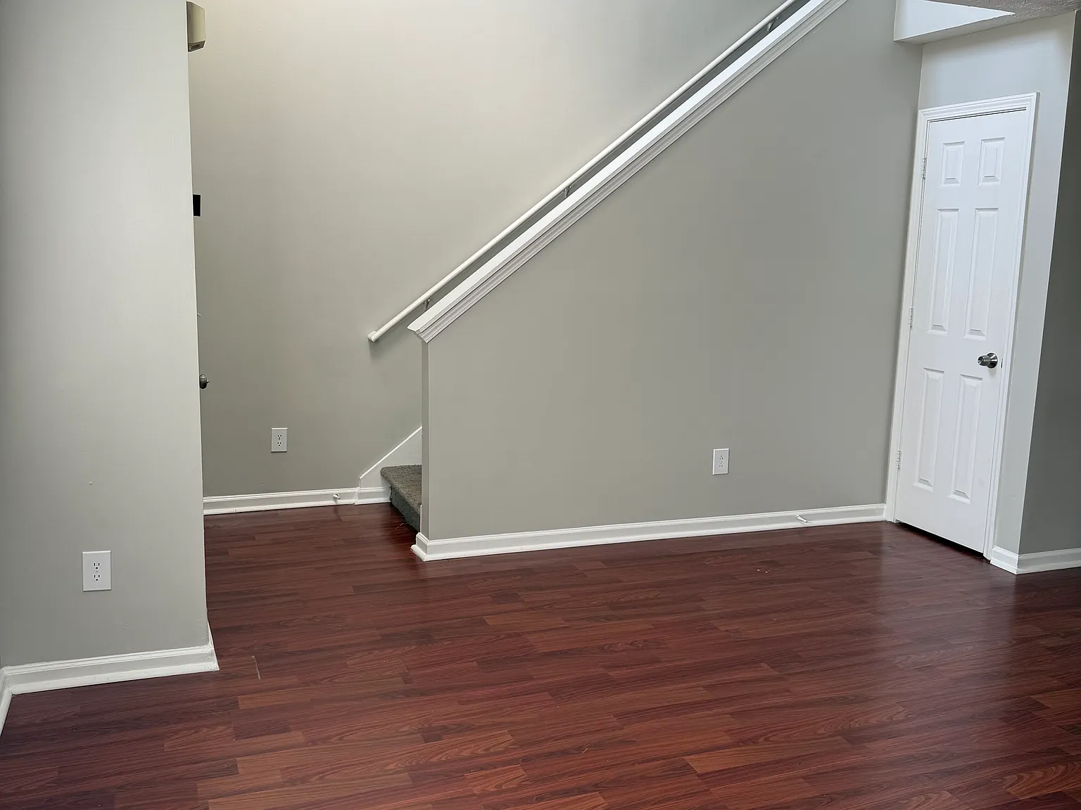 2 bed, 2.5 bath, 1390 sqft, $1,695 — Photo 2