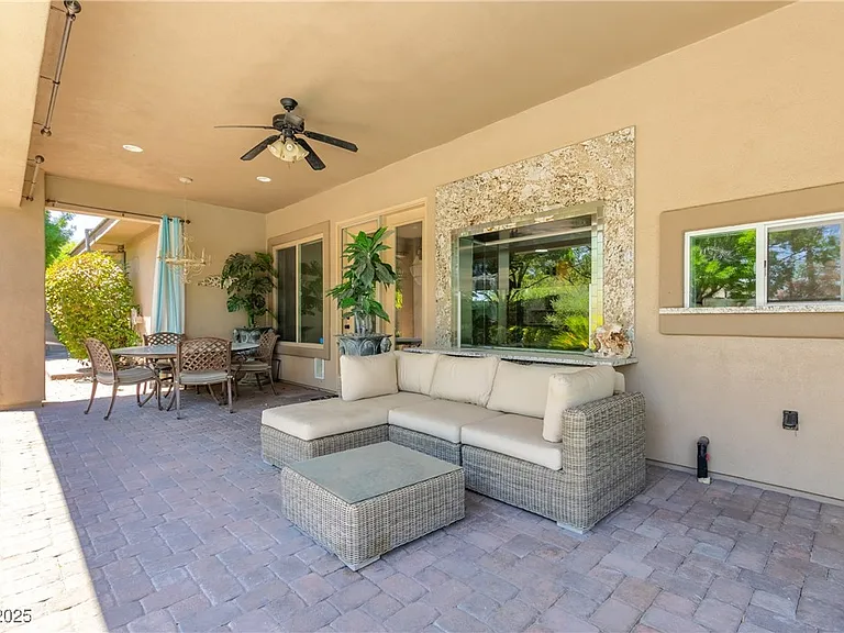 2960 American River Ln — Photo 16