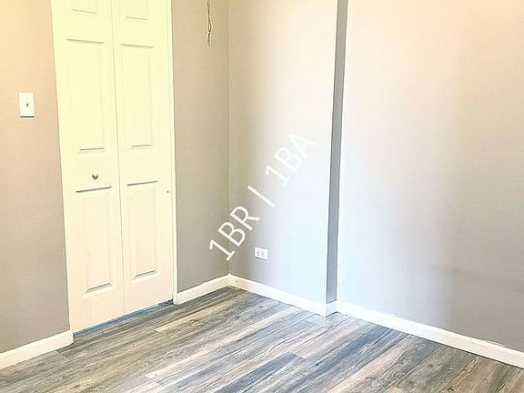 4th image of 1828 Euclid Ave #1R