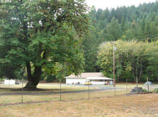 964 Curtin Rd, Cottage Grove, OR 97424