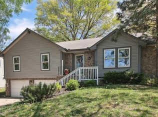 908 SE Alice St, Blue Springs, MO 64014