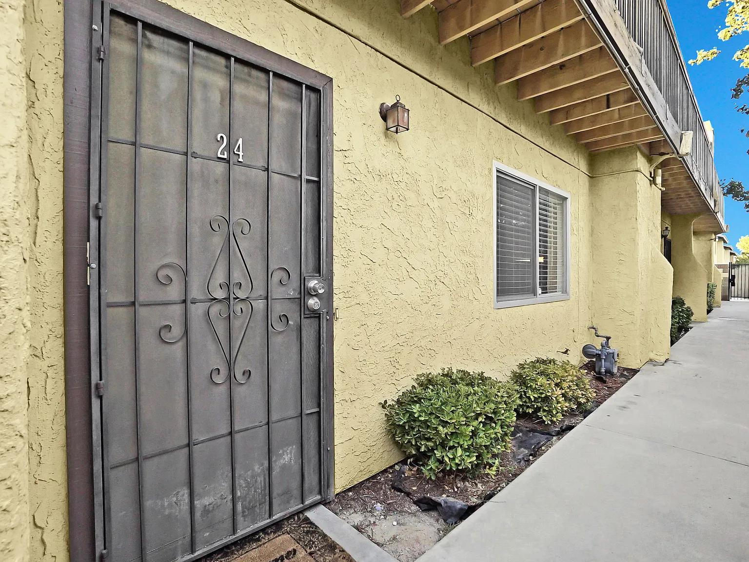 38710 10th St E — Photo 2