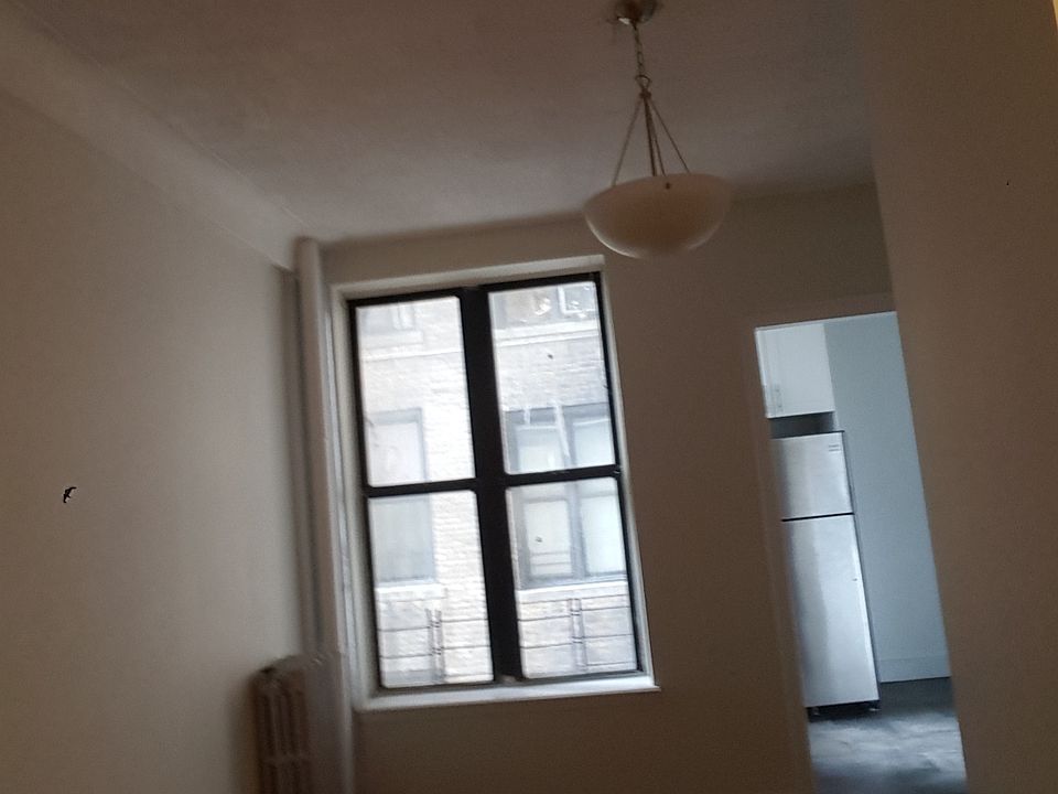 2nd image of 130 28th Ave #3