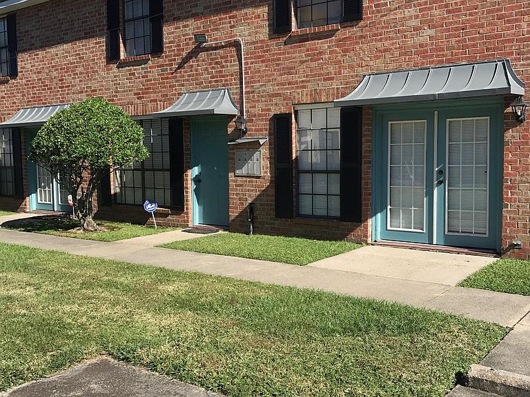 Perkins Place Townhomes Apartment Rentals Baton Rouge, LA Zillow
