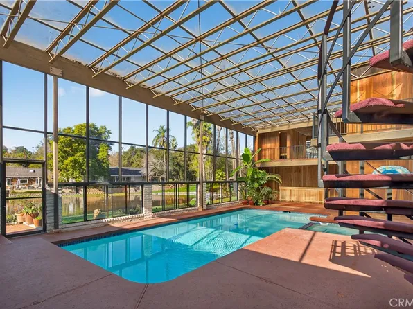 2152 Ramona Ln, Vista, CA 92084