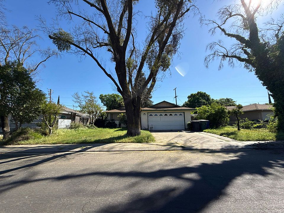 1st image of 1610 Bay Meadows Dr