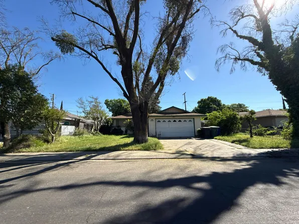 1610 Bay Meadows Dr, Modesto, CA 95350