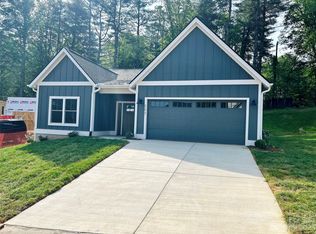 207 Weybridge Dr #21, Arden, NC 28704