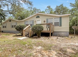 51 Easy St, Freeport, FL 32439