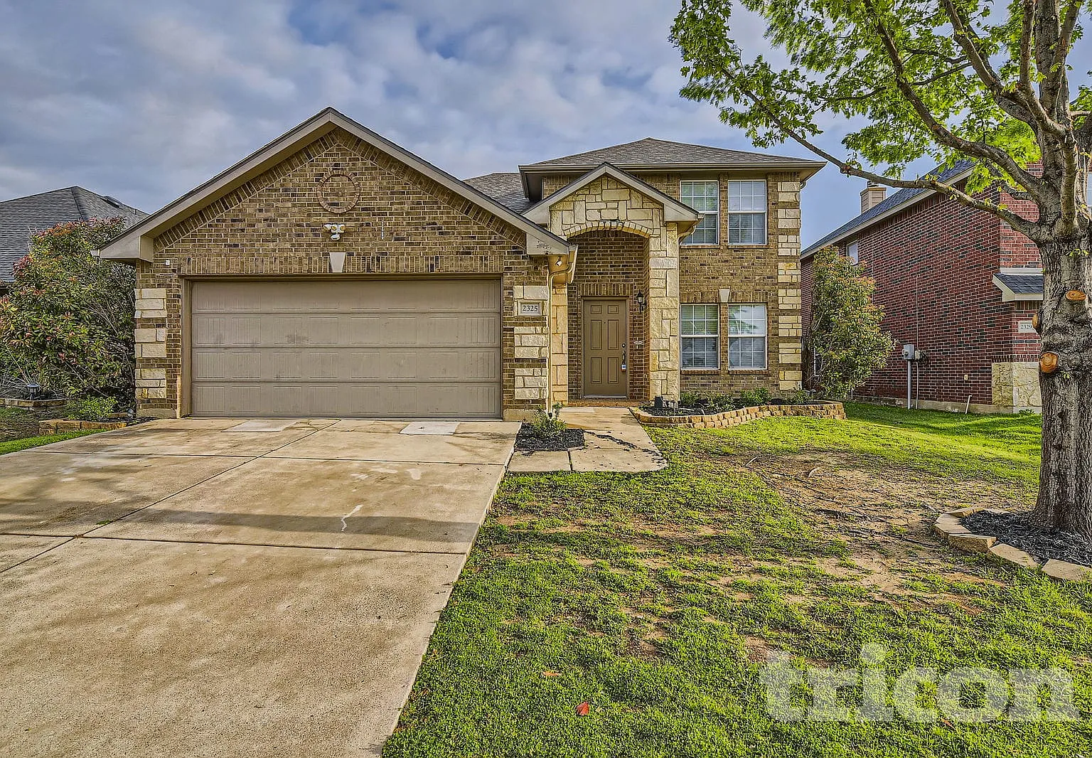 2325 Horseback Trail Fort Worth TX — Photo 2