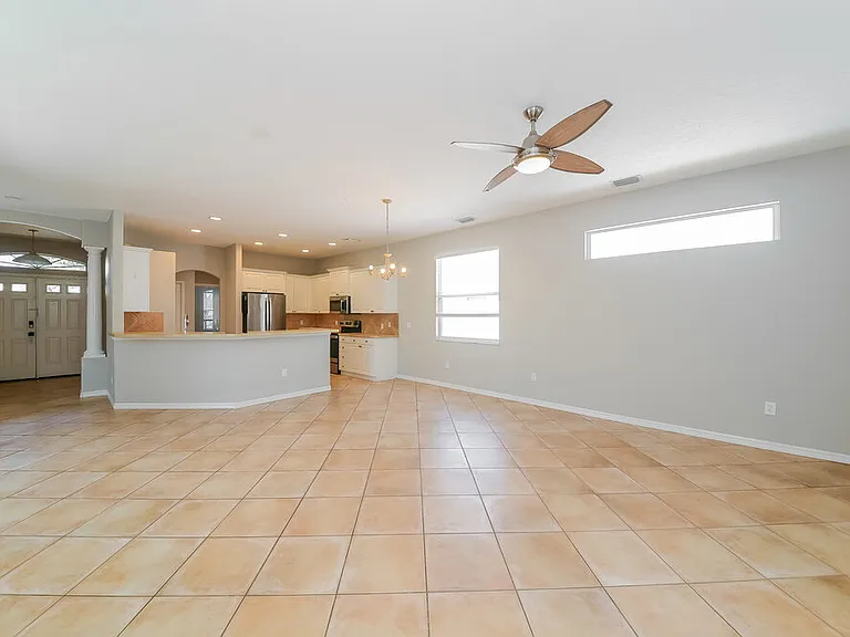 1073 Whitegate Ct — Photo 6