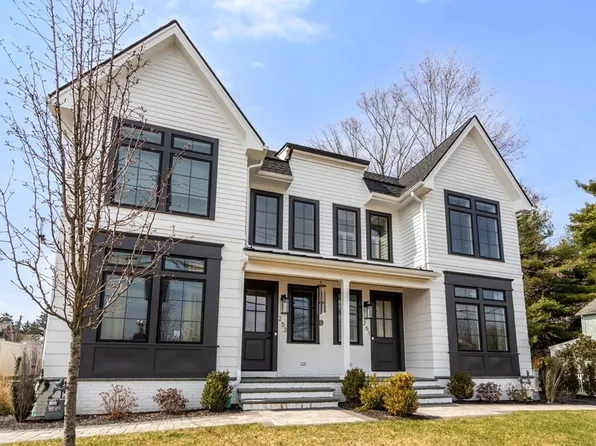 251 Garden St #251, Needham, MA 02492