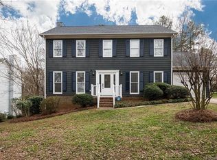 5605 Vandora Dr, Charlotte, NC 28215