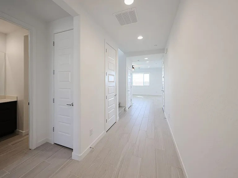 11993 W Calle De Pompas — Photo 4