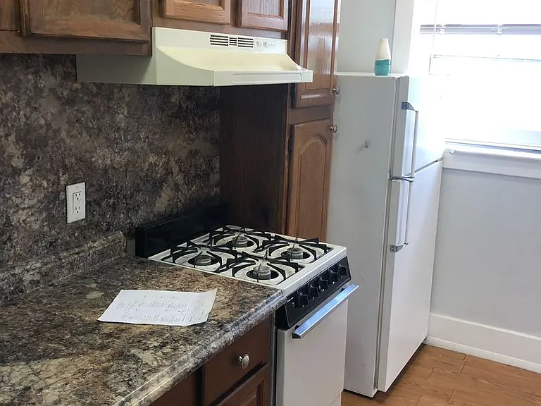 85 Meigs St #3B — Photo 10