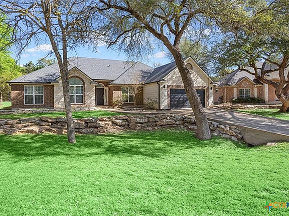 2nd image of 2808 Autumn Cv