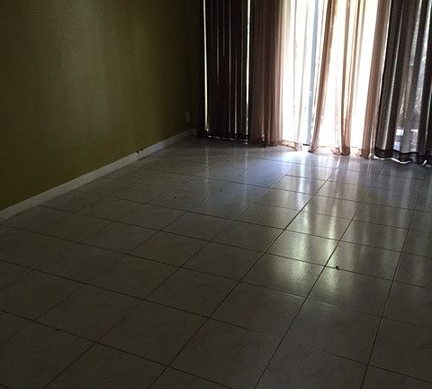 3rd image of 2206 NW 37th Ave