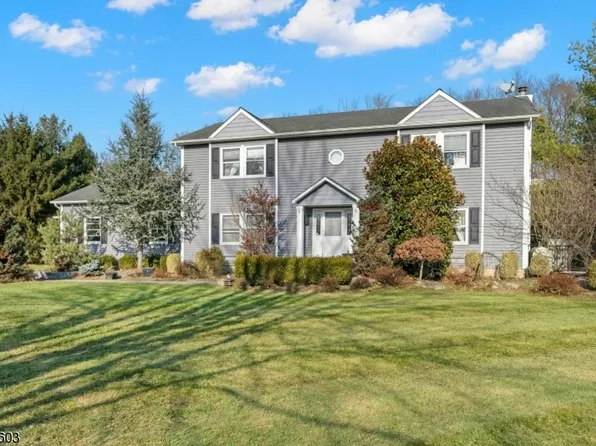 15 Deerfield Rd, Liberty Twp., NJ 07863