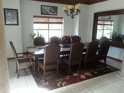 3rd image of 3216 San Jacinto Dr