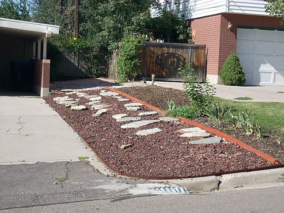 3rd image of 2871 E Oakridge Dr
