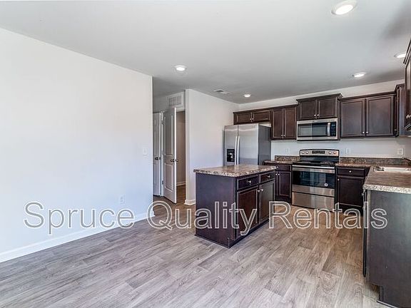 5th image of 106 Saddlehorse Ln