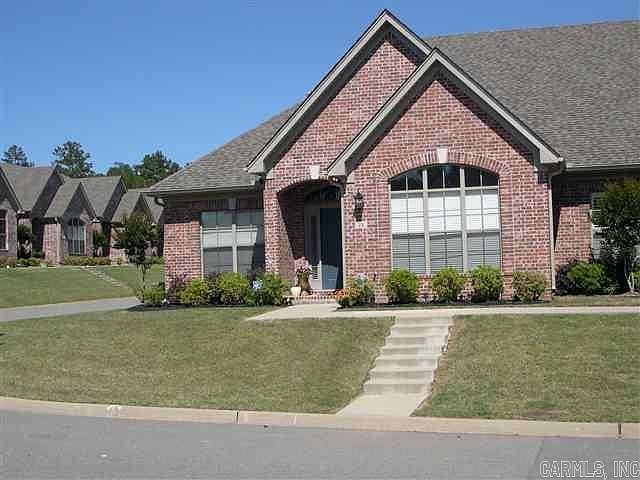 1st image of 23 Chapman Ln