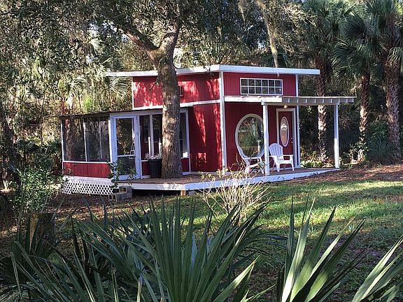 Guest house