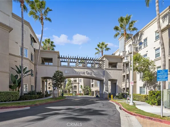 1174 Scholarship, Irvine, CA 92612