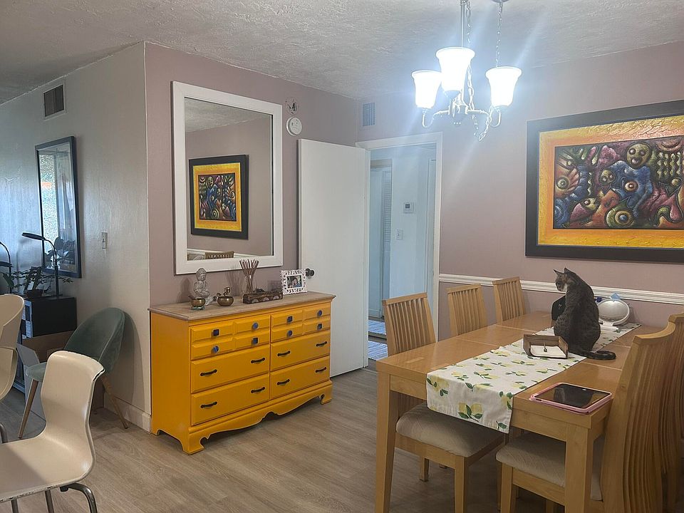 1st image of 7300 NW 17th Street #320